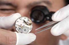 窝路坚机芯生锈正常吗（了解机芯保养与常见问题解决）